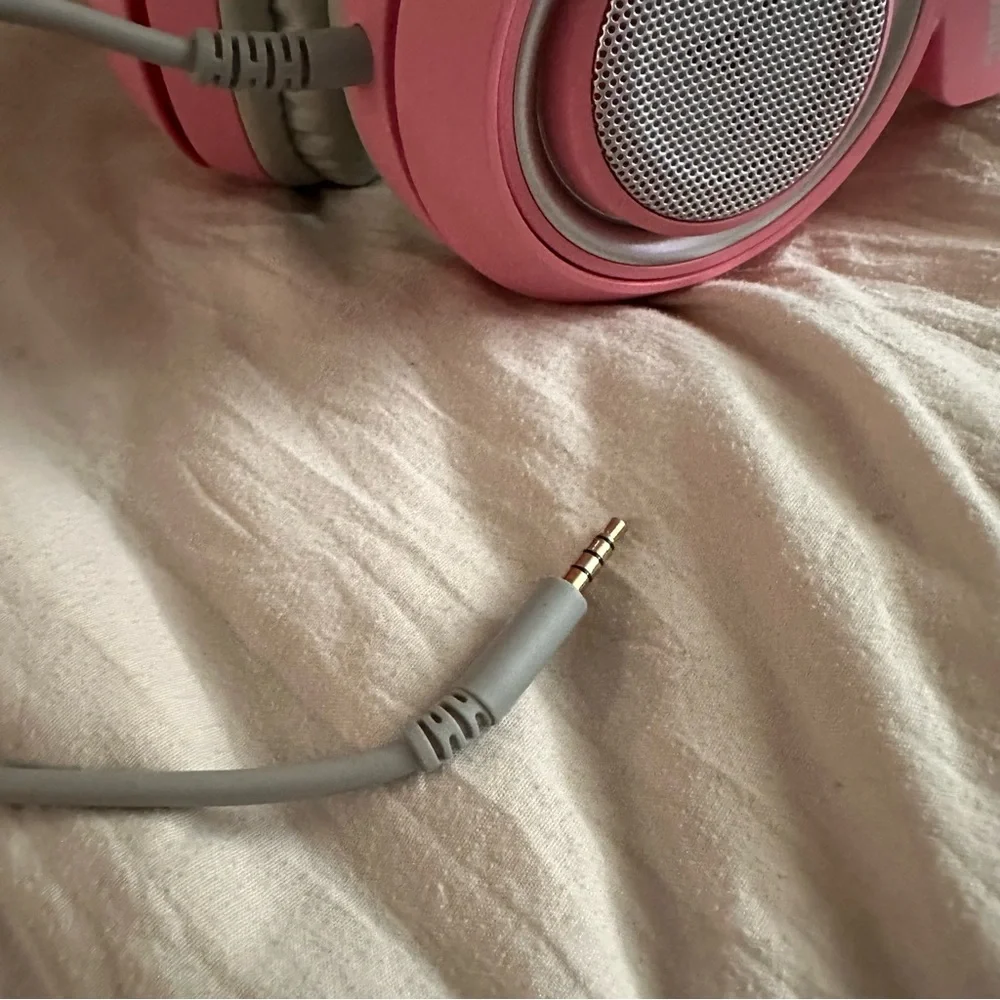 Pink and Gray Over-Ear Headphones with Cat Ears - Picture 9 of 9